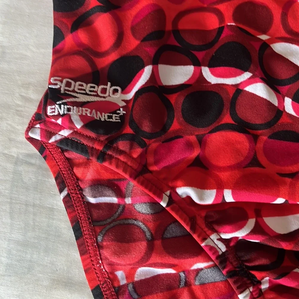 Speedo women’s competition swimsuit in size 30/S